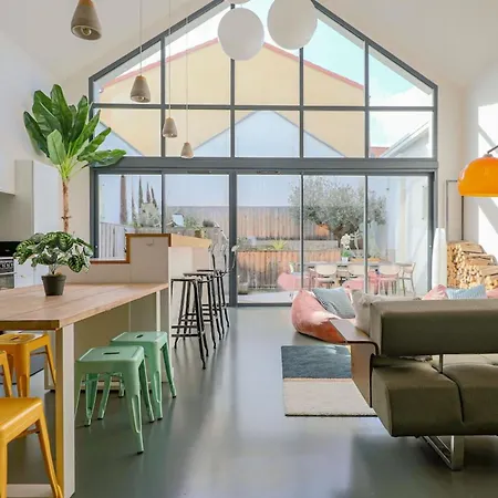 Loft Atypique - Piscine - 9p -tlse Hébergement de vacances *