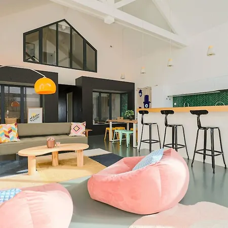 Hébergement de vacances Loft Atypique - Piscine - 9p -tlse